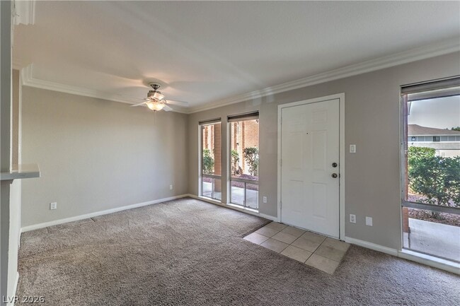 Building Photo - 714 Oakmont Ave