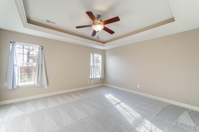 Building Photo - 5604 Hodgsdon Mill Dr