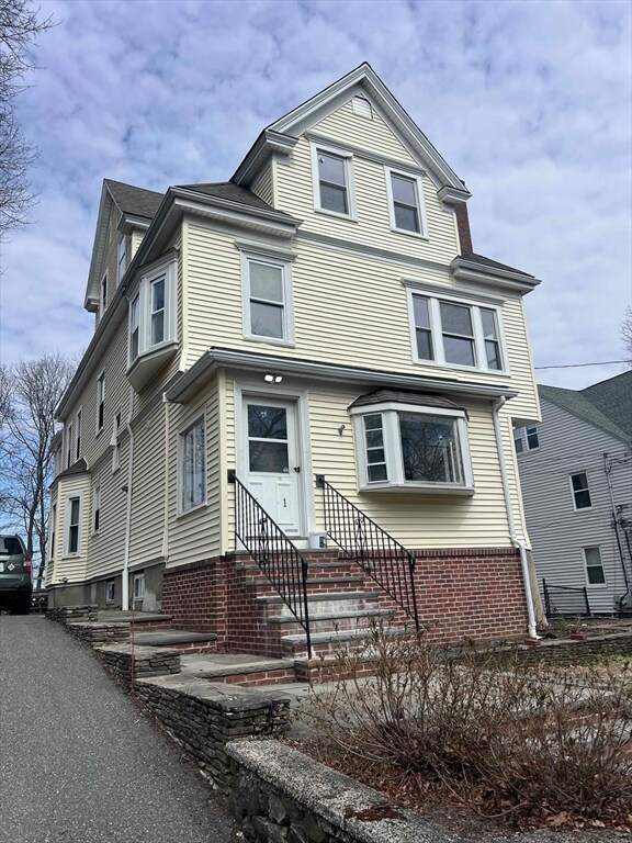 Building Photo - 61 Wollaston Ave