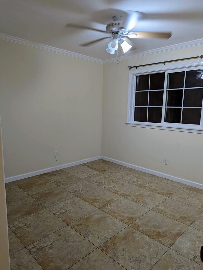 Building Photo - 2318 Waiomao Rd