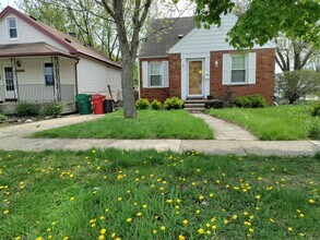 Building Photo - 3 bedroom, 2 bath, brick bungalow in Eastp...