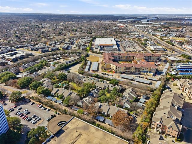 Building Photo - 2535 Wedglea Dr