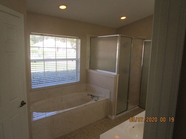 Building Photo - Nice home in Fountains - NW part of Ocala