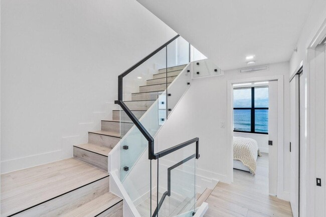 Building Photo - 3115 S Ocean Blvd