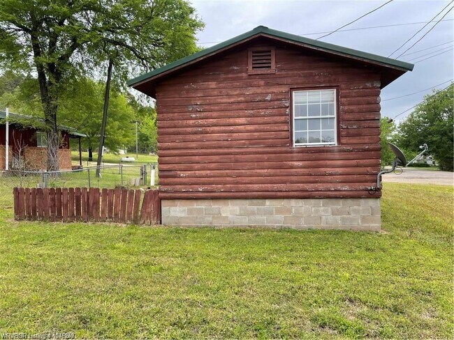 Building Photo - 20776 Old US Hwy 59