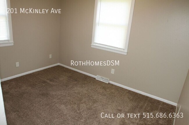 Building Photo - 201 McKinley Ave