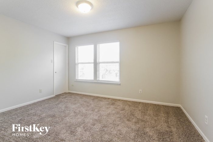 Building Photo - 2310 Amberleigh Dr