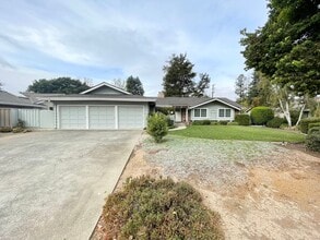 Building Photo - 1534 Marlbarough Ave