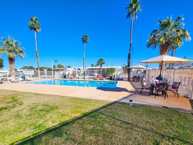 Building Photo - 3589 W Wells Rd