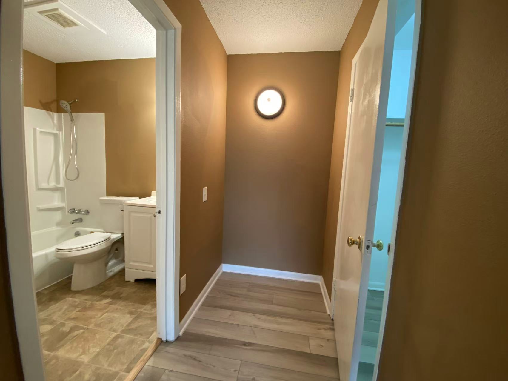 Building Photo - 5002 Blue Spruce Cir