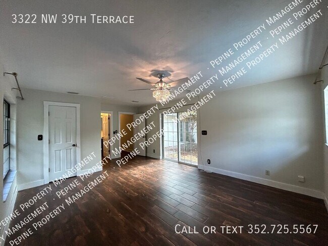 Building Photo - 3322 NW 39th Ter