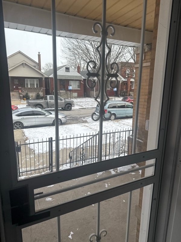 Building Photo - 6716 S Indiana Ave