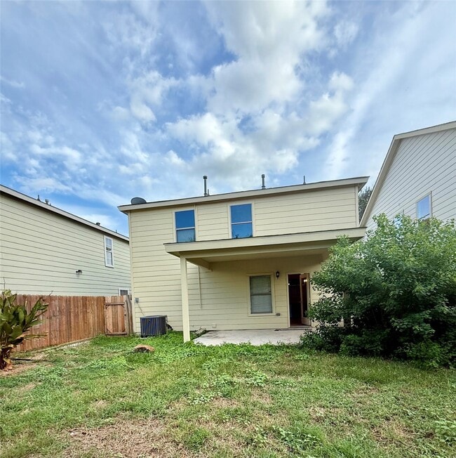 Building Photo - 447 Silky Leaf Dr