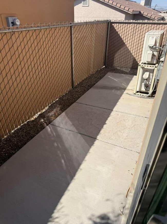 Building Photo - 1291 Vaquero Dr