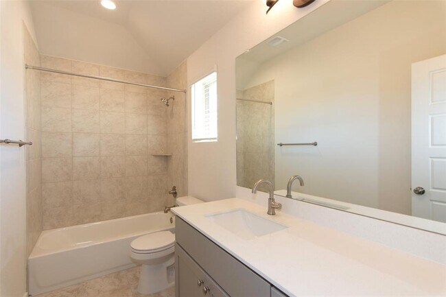 Building Photo - 4513 Post Loop