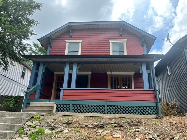 Primary Photo - 1353 N 4th St