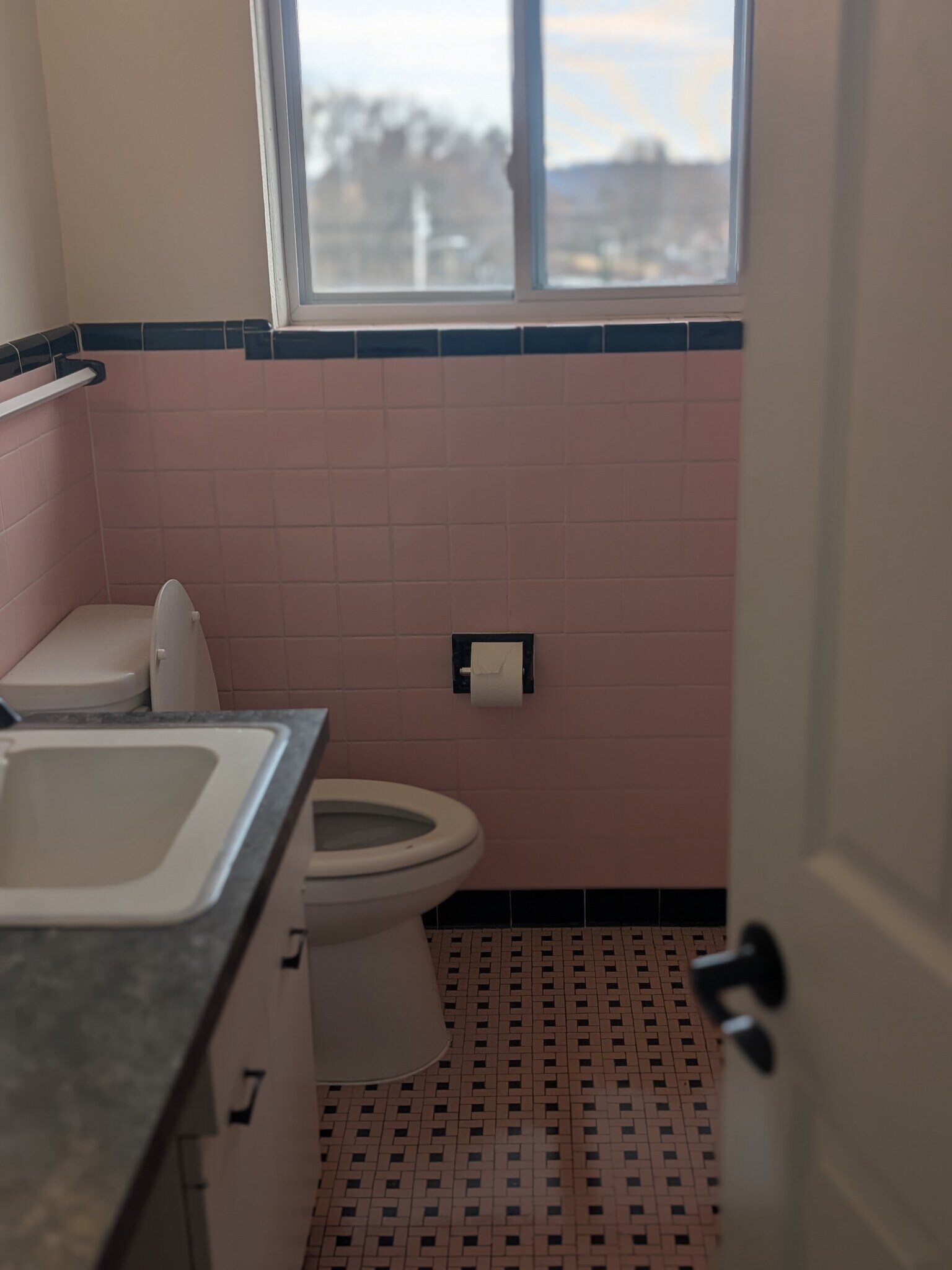 Building Photo - 2528 Anne Way