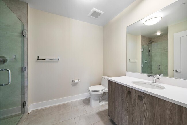 Building Photo - 100 Eton Row