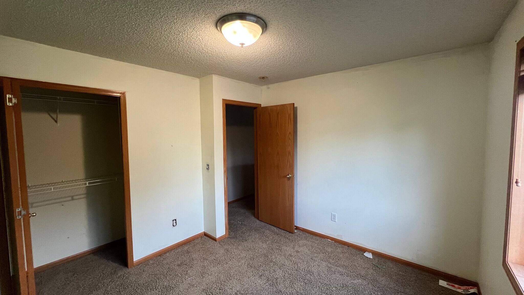 Building Photo - 2853 Wyndam Ct
