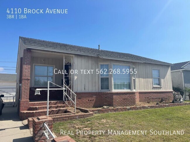 Primary Photo - Updated 3 Bedroom Home in Lakewood