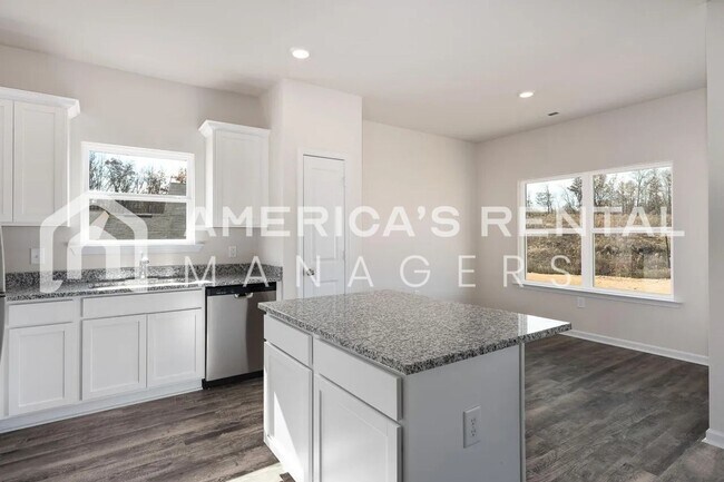 Building Photo - Coming Soon! Available to VIEW SOON!!