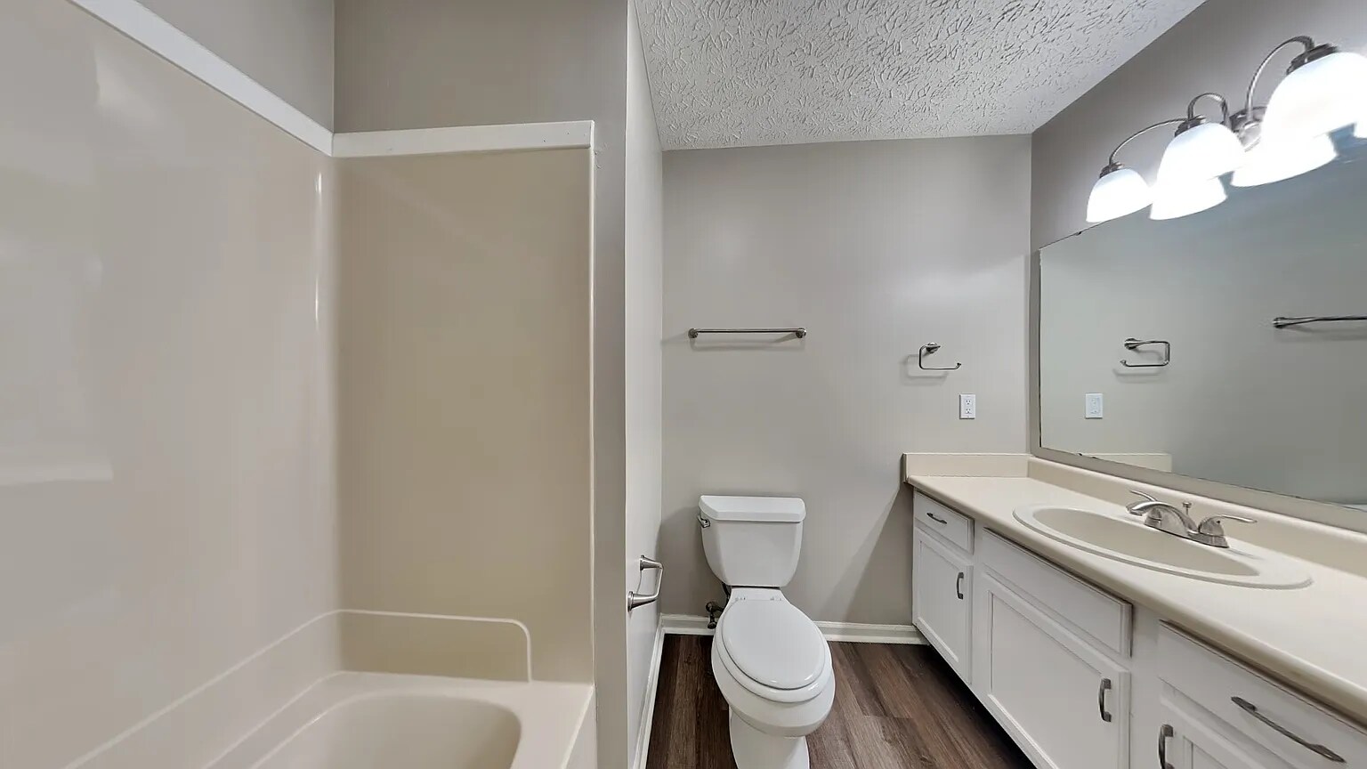 Building Photo - 4427 Nighthawk Ct