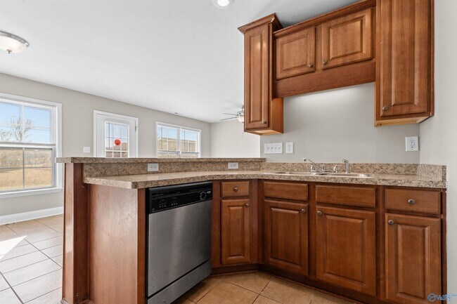 Building Photo - 161 Fields Pond Dr