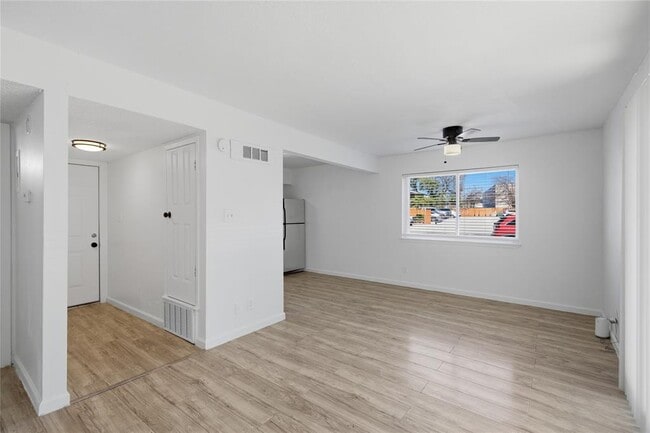 Building Photo - 2705 Windswept Cove