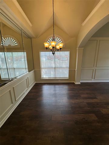 Building Photo - 3006 Upland Dr