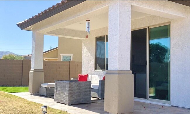 Covered patio - 7027 S 13th Way