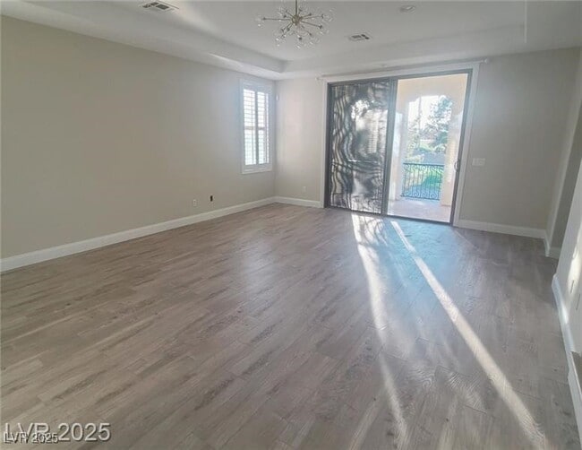 Building Photo - 927 Via Canale Dr
