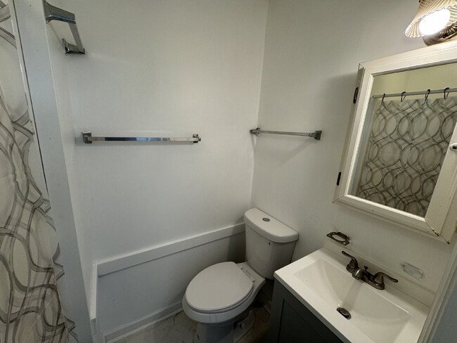 Building Photo - 1 bed, 1 full bath duplex in Pickens