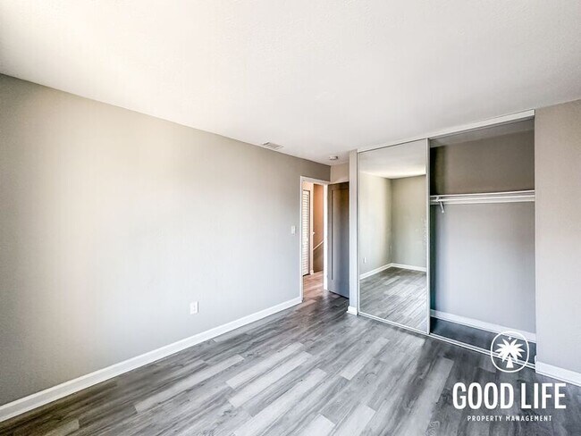 Building Photo - 6813 Parkside Ave