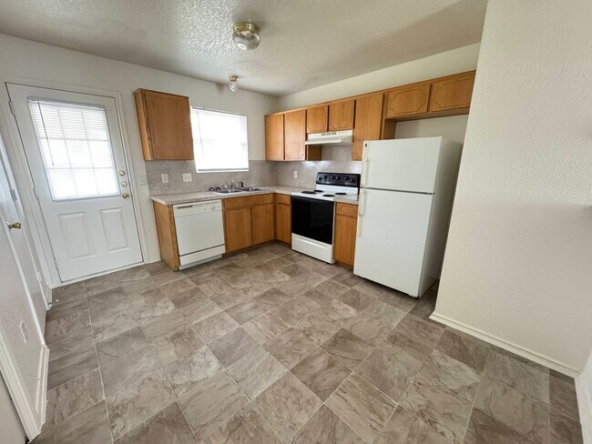 Building Photo - 4503 Jeff Scott Dr