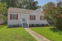 Building Photo - 317 Maney Dr