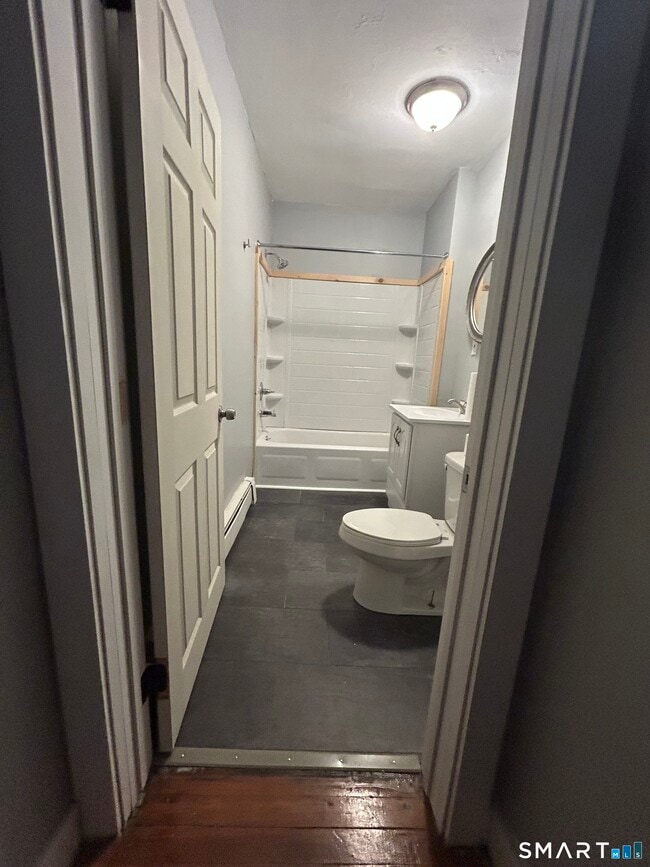 Building Photo - 162 Pinney Hill Rd