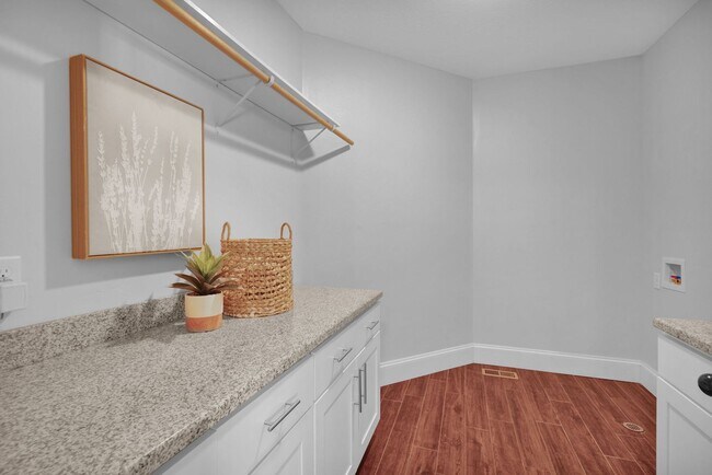 Building Photo - Luxury North Salt Lake Home with Mountain Views, Office & Fully Fenced Yard