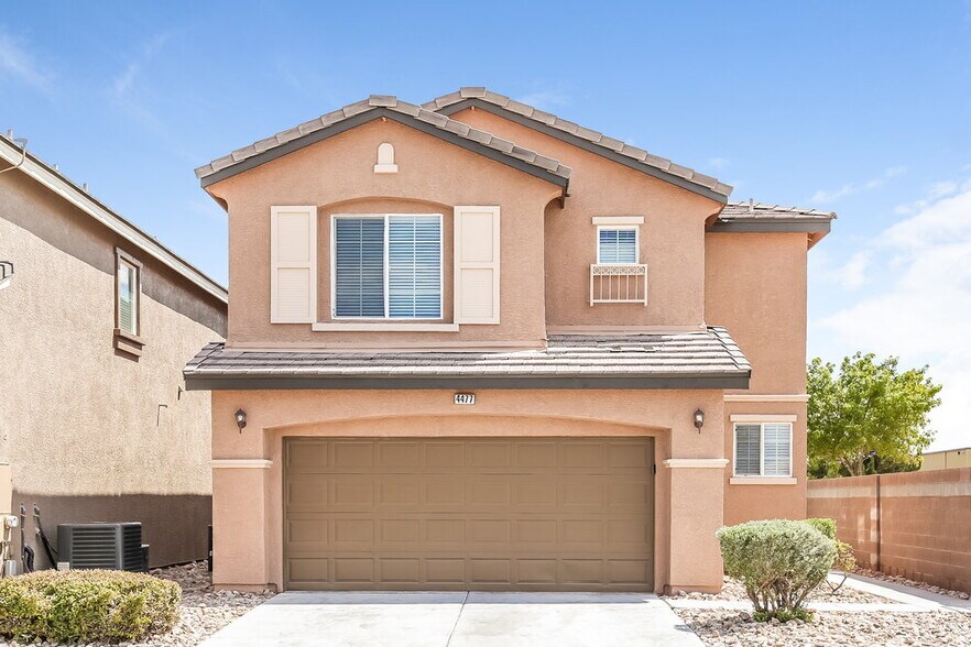 Primary Photo - 4477 Oberlander Ave