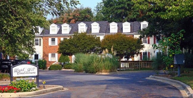 Primary Photo - 1901 Devonshire Dr