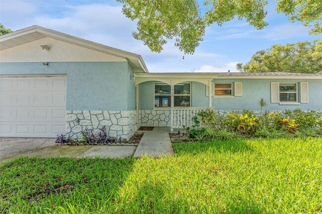 Building Photo - 1415 Coppertree Dr