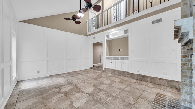 Building Photo - Find comfort, style, and convenience in this beautiful 3-bedroom home located in a desirable gate...