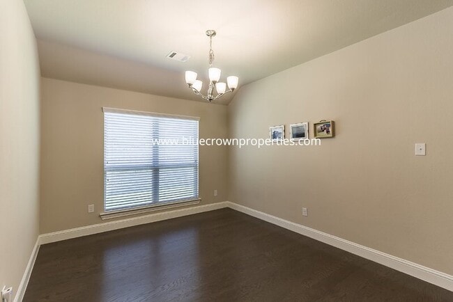 Building Photo - 4101 Wavertree Rd