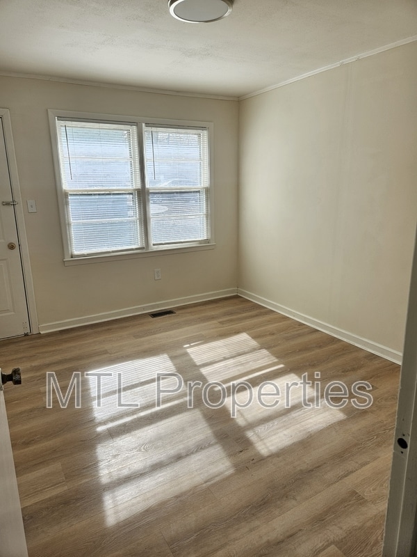 Building Photo - 401 Glenwood Ave