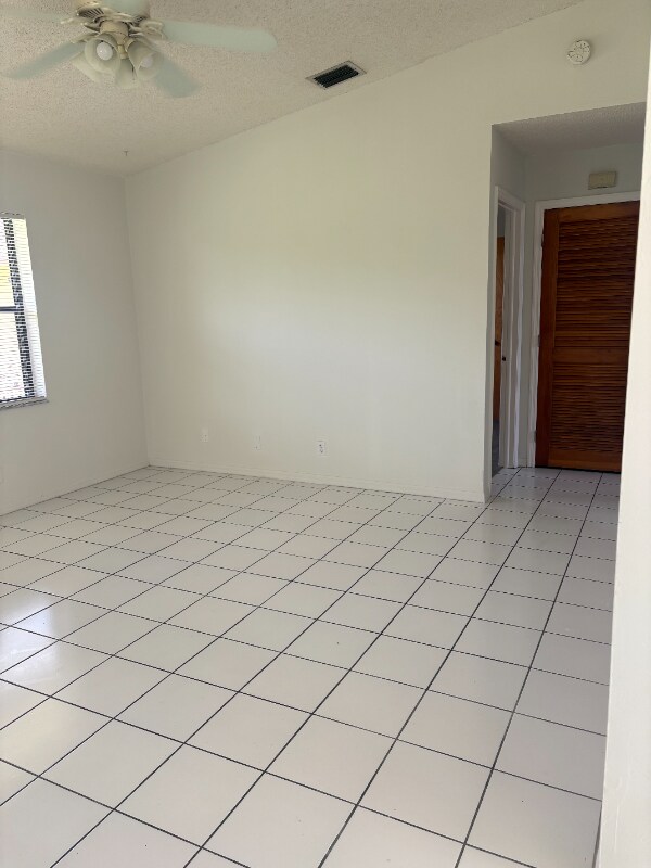 Building Photo - 5619 McKinley St
