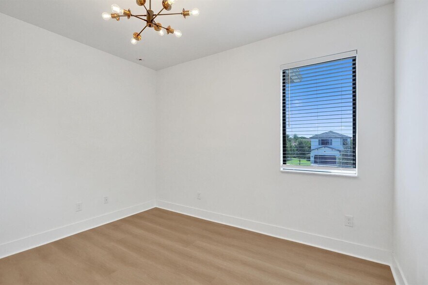 Building Photo - 13145 Addilyn Ct