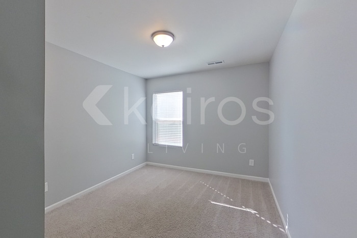 Building Photo - 1190 Silvertrace Dr