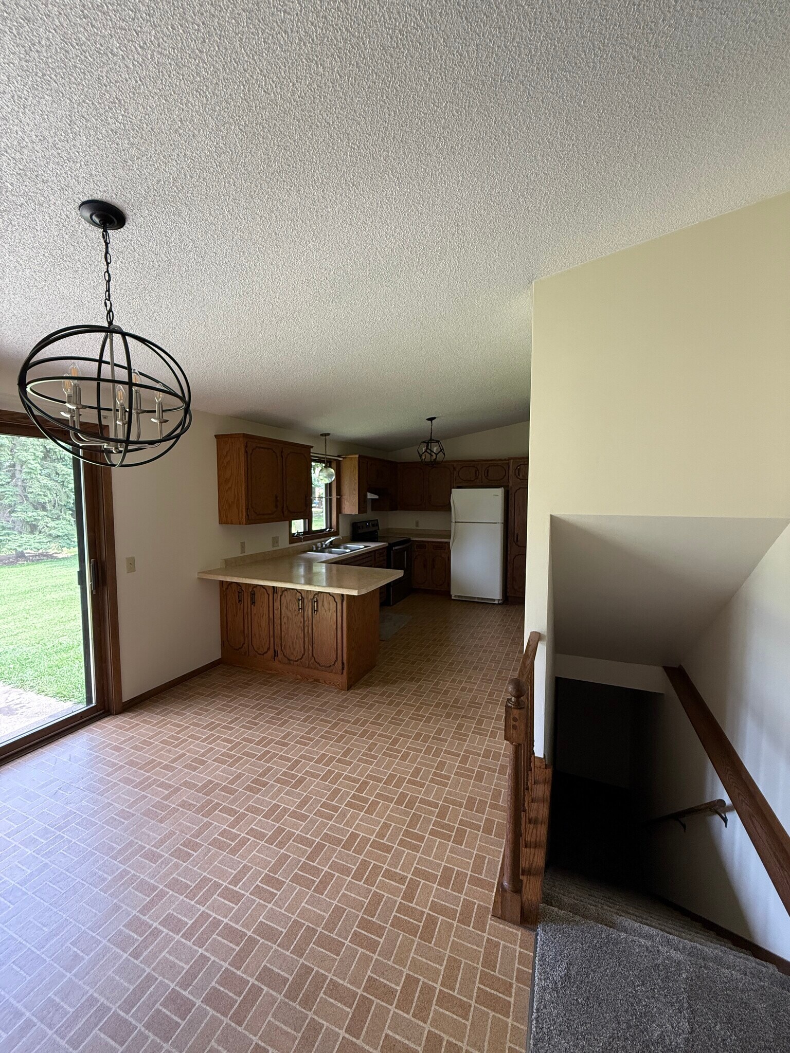 Building Photo - 510 S Kensington Dr