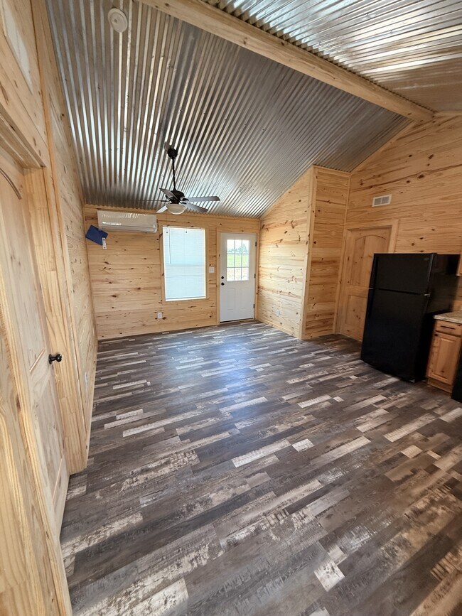 Building Photo - 2584 Vz County Rd 1106