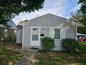 Building Photo - 408 E 35th St