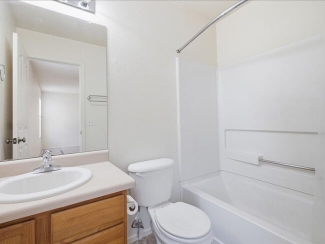 Building Photo - 9909 E Rocky Wash Dr